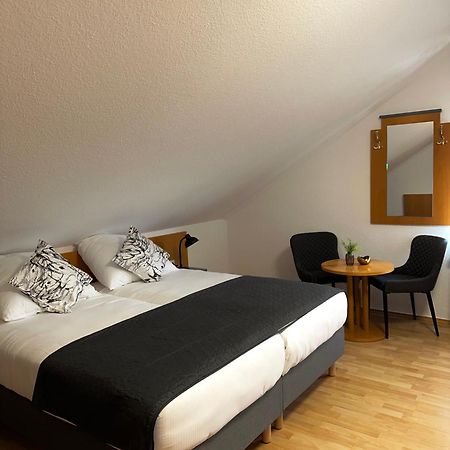 Hotel Restaurant Haus Odendahl Köln Exteriör bild