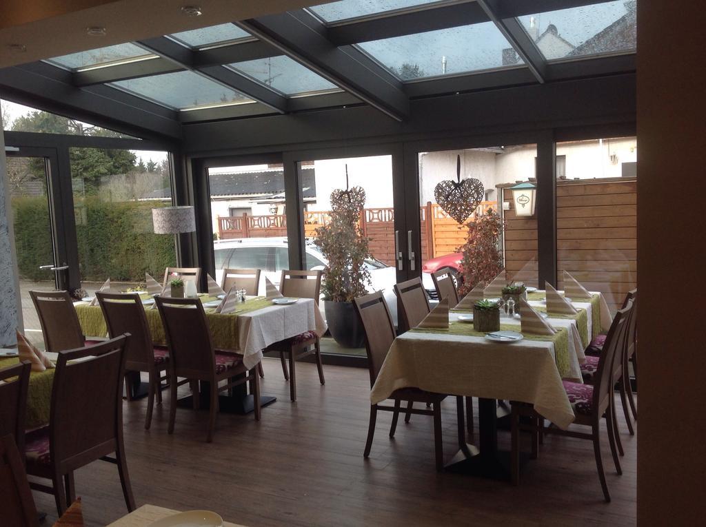 Hotel Restaurant Haus Odendahl Köln Exteriör bild